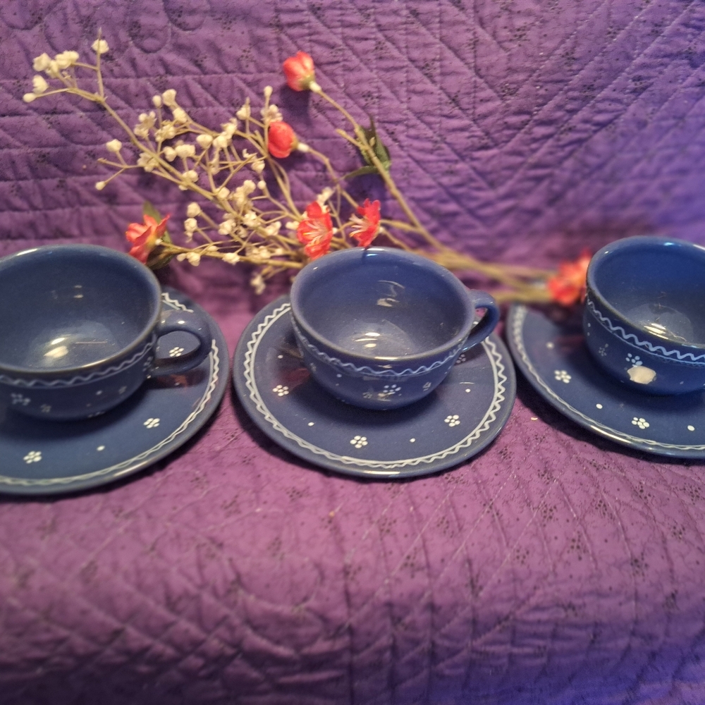Classic Hungary Tea Cup & Saucer- Set Of 3, Peaceful Blue Color.